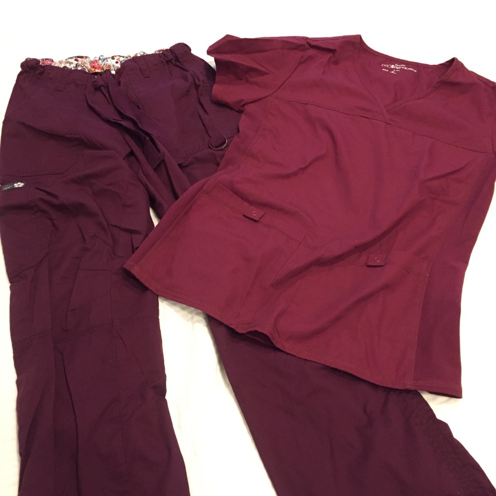 Koi Lindsey cargo scrub pants and Cherokee top